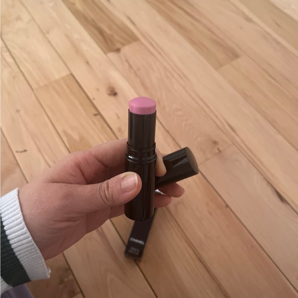 Chanel Baume Essential Multi-Use Glow Stick “Cute” 2026 Collection